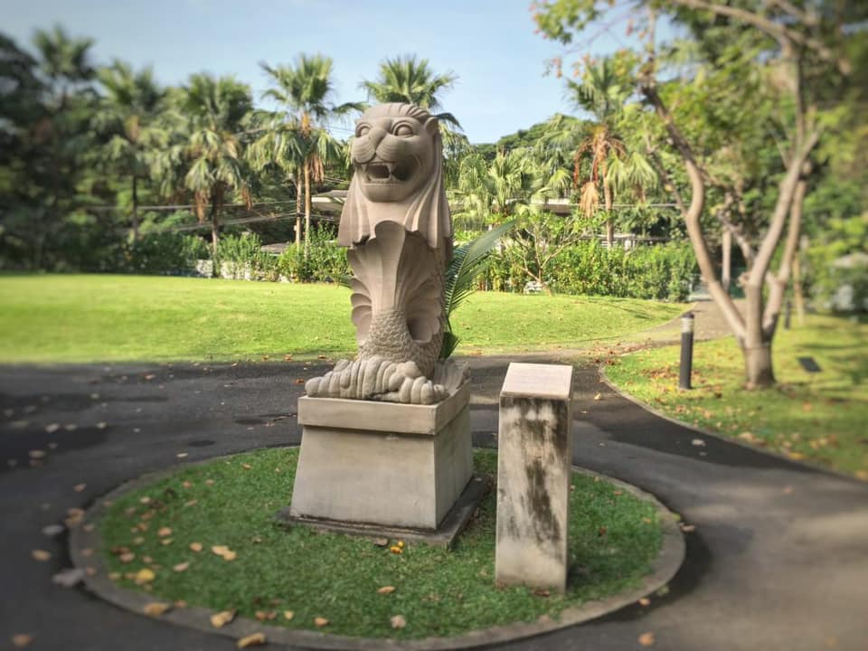 Merlion Statue - Thai - Singapore Friendship