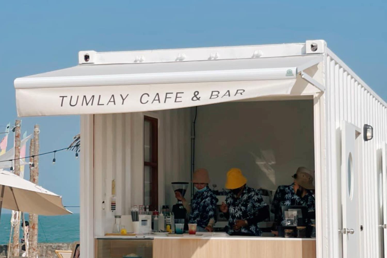 TUMLAY cafe and bar