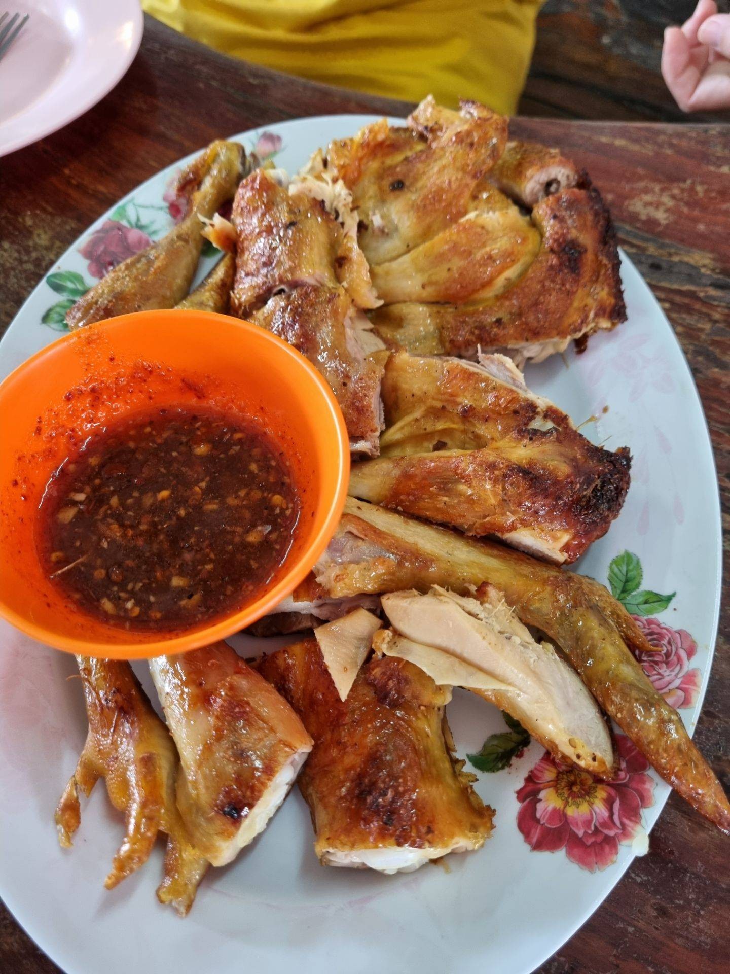 ครัวภูมิสุข เขาใหญ่ ไก่ย่างเขาสวนกวาง