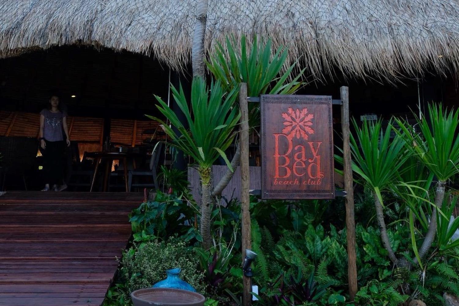 DayBeds Beach Restaurant